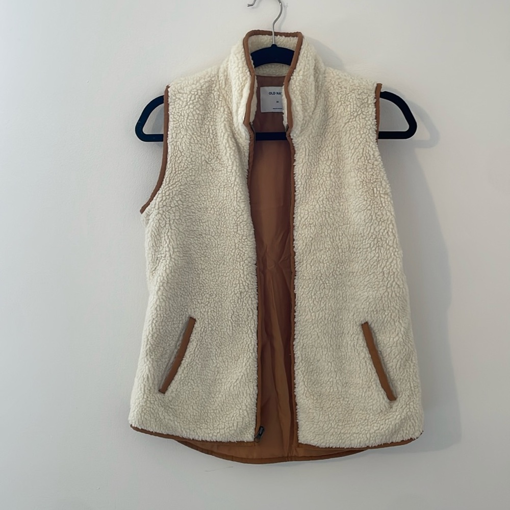 Old Navy Women’s Faux Sherpa Vest Tan/Cream Size XS
